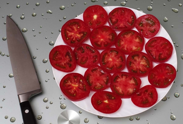 Помидоры с сыром и чесноком