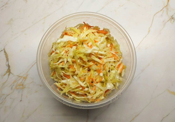 Быстрая маринованная капуста Быстрая маринованная капуста