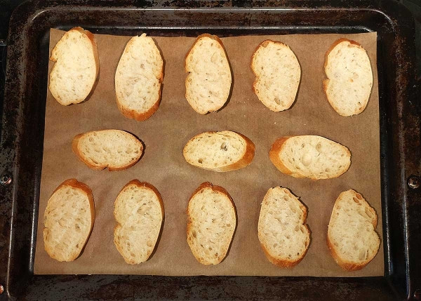Закусочные гренки с сыром