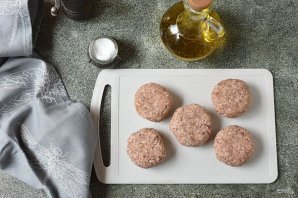 Постные котлеты из фасоли Постные котлеты из фасоли