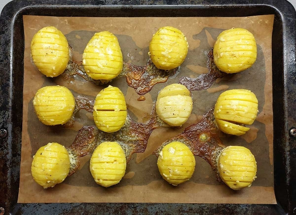 Картошка-гармошка с сыром