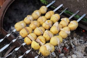 Шашлык из картофеля