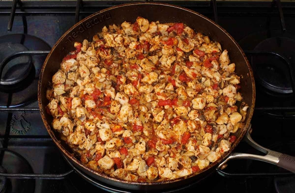 Лазанья с курицей и грибами