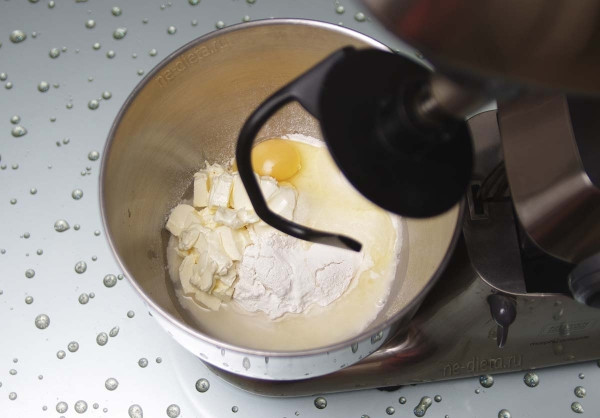 Лоранский пирог с ветчиной и сыром