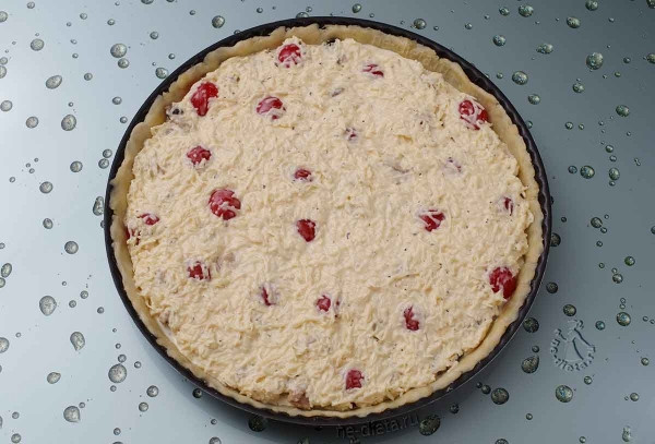 Лоранский пирог с курицей и грибами