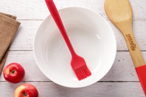 Яблочный пирог в микроволновке Яблочный пирог в микроволновке