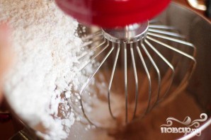 Кексы с шоколадной начинкой и кремом