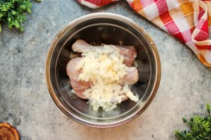 Куриные голени с картофелем