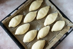 Пирожки с яблоками в духовке Пирожки с яблоками в духовке