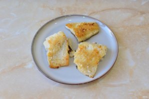 Салат с треской и огурцом